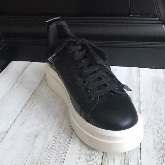 NWOT Zara leather platform sneakers - Picture 4 of 10